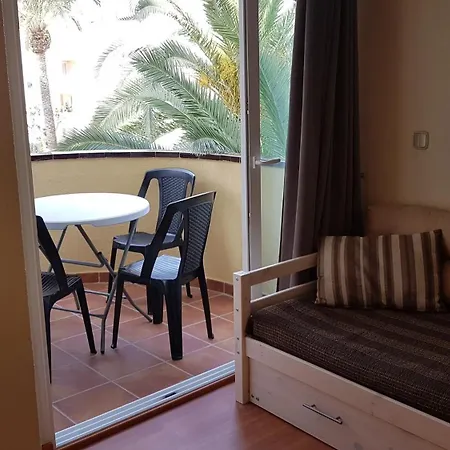 El Palmar Apartment *